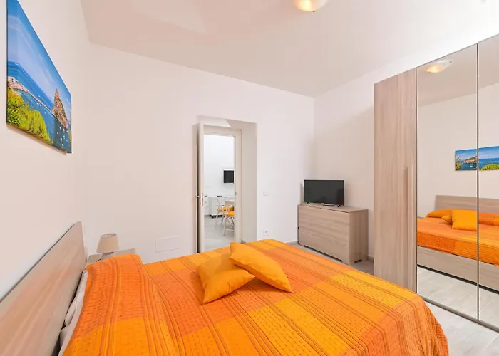 La Perla Sul Mare Apartment *