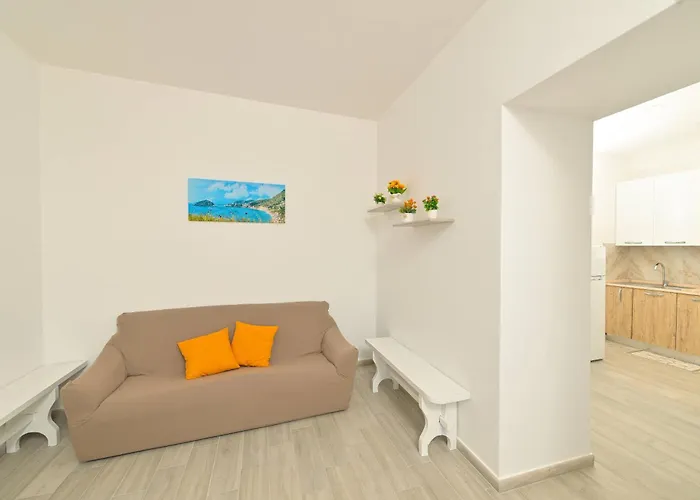 La Perla Sul Mare Apartment *