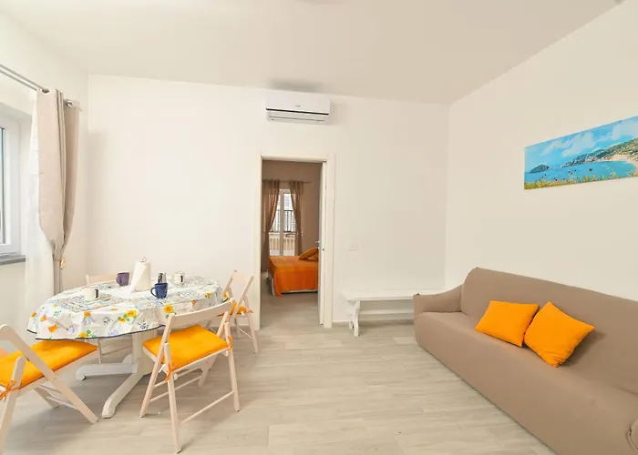 Apartment La Perla Sul Mare
